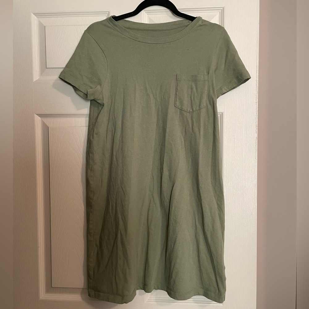 Time and Tru green tshirt dress